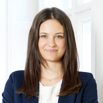 Ronja Schielin, Rechtsanwaltsanwärterin, quadratisch, Fotografin: Julia Spicker